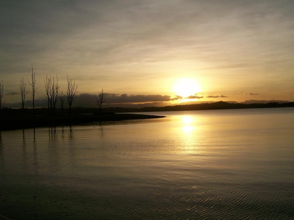 Bed and Breakfast Tinaroo Sunset Retreat Barrine Екстер'єр фото
