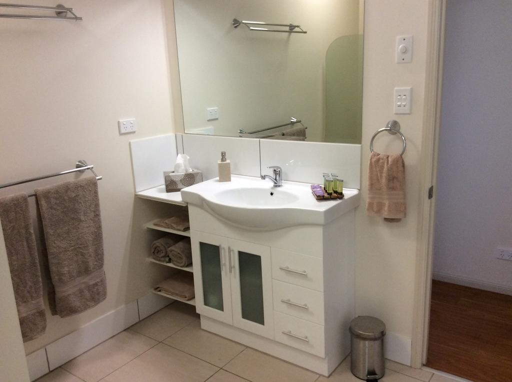 Bed and Breakfast Tinaroo Sunset Retreat Barrine Екстер'єр фото